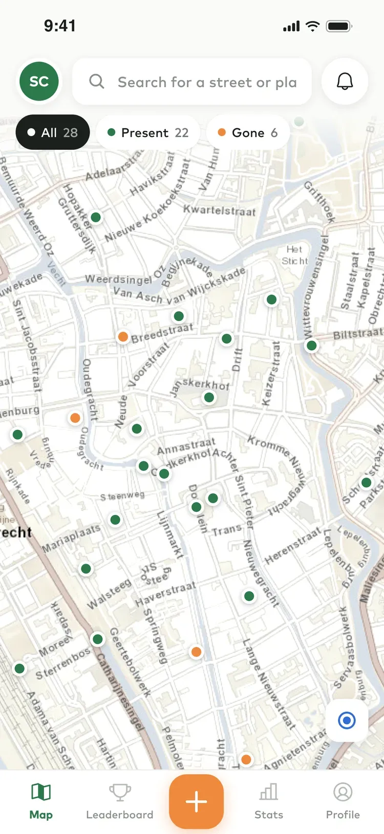 The map in the app: green and orange pins in the centre of Utrecht
